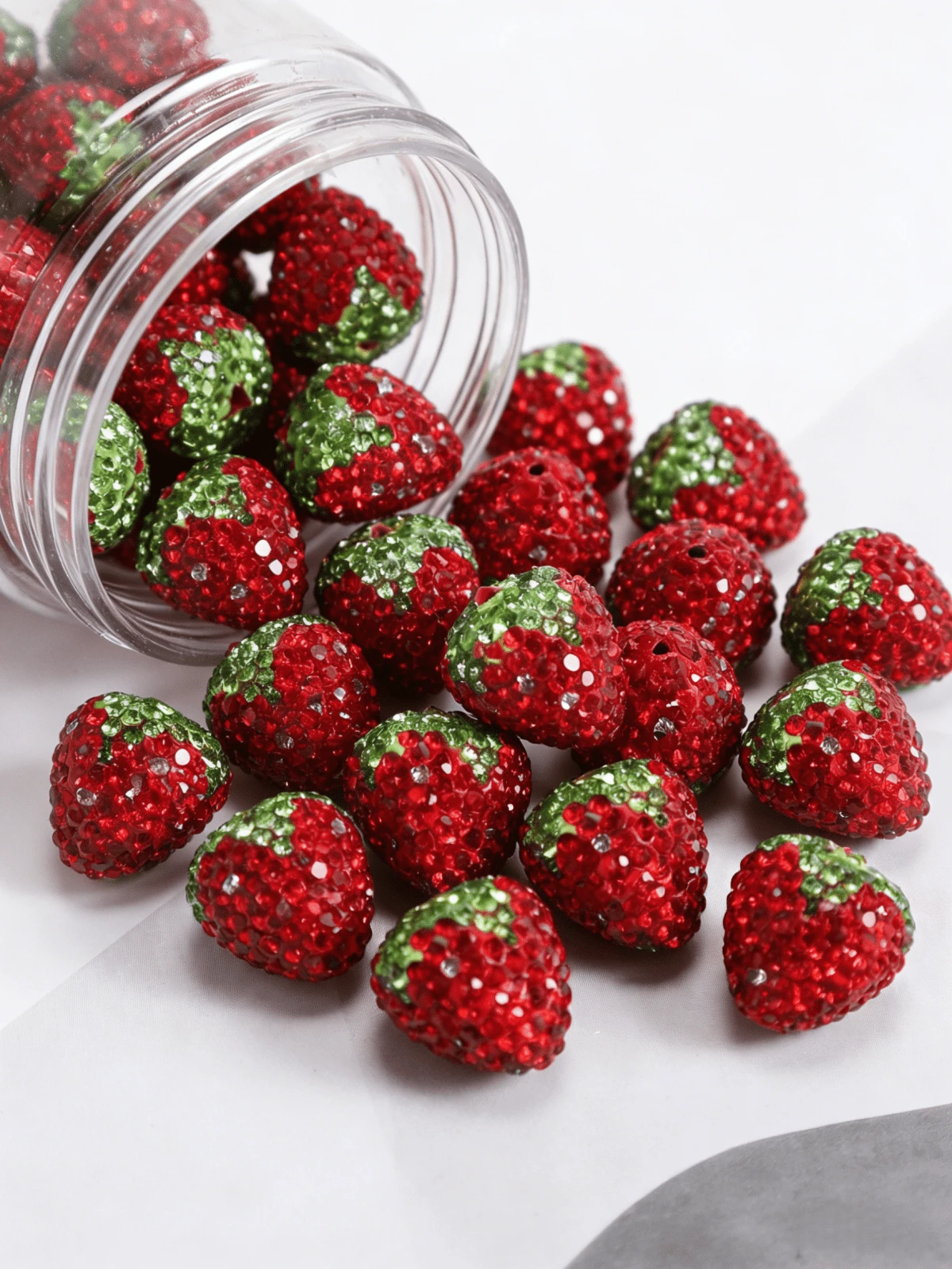 20颗红色草莓樱桃粘土水钻DIY首饰制作材料，可用于制作耳环、手链、项链 - 紅色-草莓 - 查看 1