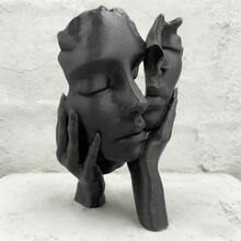 Plastic Abstract Sculpture Embracing Figurine, Warm Hug Statue, Suitable For Home Office Decor, Modern Art Wedding Anniversary Gift, Symbolizing Love And Connection - A - View 5