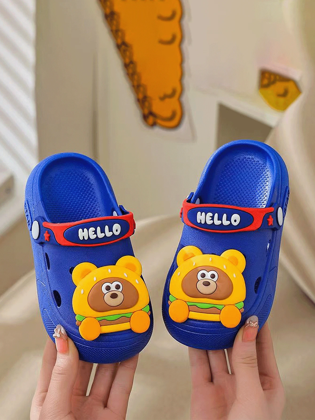 Toddler Breathable Cartoon Beach Sandals, Lightweight Soft Bottom Indoor/Outdoor Non-Slip Slippers For Baby Girls & Boys 1-3 Years Old - Blue - View 1