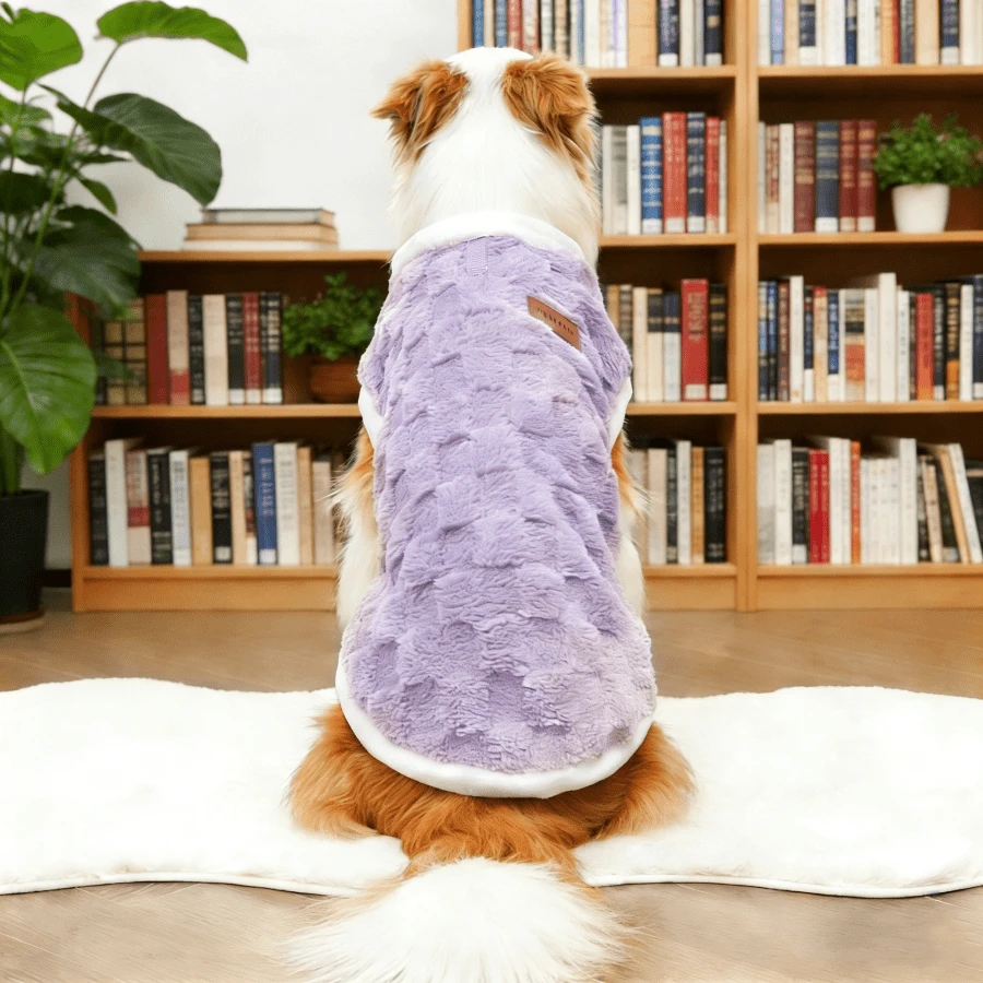 柔软舒适的大型犬抓绒背心，适合中大型犬——防风保暖，金毛寻回犬和拉布拉多犬等大型犬适用——春、秋、冬三季皆宜。 - 淡紫色 - 查看 1