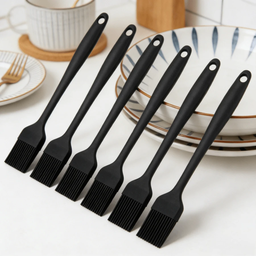 Silicone Basting Brush Set, Heat Resistant Kitchen Brush For Oil/Sauce, Dishwasher Baking Brush (Black, 2/4/6 Pieces Set) - Solid Color - View 1