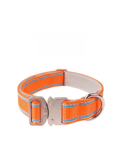 This Lightweight Tactical-Style Dog Collar Is Made Of High-Strength Nylon Fabric, Durable, Wear-Resistant, And Not Easy To Break. Suitable For Outdoor Walks, Daily Leisure And Other Scenarios, Can Withstand Pet Pulling And Running. The Inner Lining Is Skin-Friendly And Breathable, Effectively Relieving The Pressure Of The Collar On The Dog's Neck, Ensuring Comfort Even For Long-Term Wear, And Avoiding Leaving Marks.
