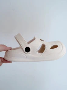 幼儿拖鞋，儿童透气防滑软底可爱图案闭趾卡通凉鞋，1-5岁宝宝学步鞋 - 米色 - 查看 6