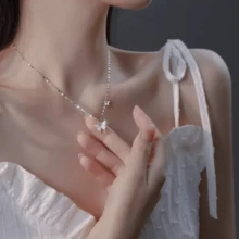 1件S925纯银蝴蝶项链，简约奢华风格，百搭优雅，女士项链 - 蝴蝶型 - 查看 4