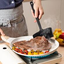 1pc Wide Silicone Frying Spatula, Non-Stick Pan Tamagoyaki Spatula, Kitchen Non-Stick Pan Cooking Silicone Wide Mouth Frying Spatula - Multicolor - View 1