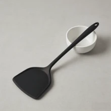 1/2 件装耐热硅胶烹饪铲，适用于不粘锅、厨房用具、洗碗机（黑色） - 黑色 - 查看 4