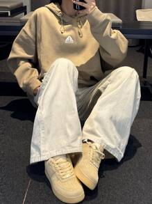 Nike Therma-FIT Logo Embroidered Hooded Long-Sleeve Pullover Sweatshirt, Unisex, Khaki - Khaki - View 4