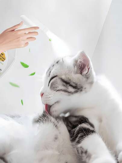 237ml Natural Enzyme Pet Odor Eliminator, Natural Pet Deodorizer, Suitable For Indoor Air Freshening Spray For Dog And Cat Owners, Also Suitable For Urine Odor Removal Spray For Dogs, Cats, Puppies And Kittens, Air Freshener, New And Old Packaging Versions May Be Randomly Sent