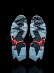 Nike Jordan Air Jordan 6 "Reverse " - Simple, Versatile, Mid-Top Retro Basketball Shoes For Men - Black and Red - View 10