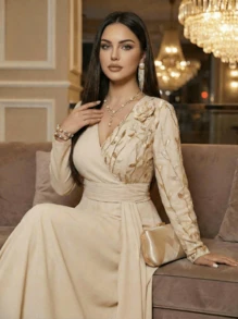 SHEIN Lady 大码优雅花卉刺绣收腰杏色连衣裙，秋季 - 杏色 - 查看 6