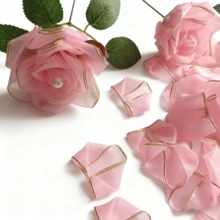 100 cánh hoa voan viền vàng óng ánh - Nguyên liệu thủ công hoa DIY cao cấp - Bộ cánh hoa lụa satin viền vàng, bán thành phẩm, lý tưởng cho việc tự làm bó hoa hồng khô, hoa tươi và các sắp xếp hoa, lấp lánh với viền vàng, thích hợp cho Ngày Valentine, Ngày của Mẹ, Ngày của Cha, Kỷ niệm, Đám cưới, Sinh nhật, Tiệc tùng, Lễ đính hôn, Lễ tốt nghiệp và nhiều dịp khác. - Cánh hoa vải tuyn - Xem 15