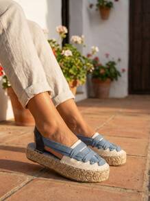 Chaussures Soraia, espadrilles plates à plateforme style bohème pour femme, sandales en toile sans talon avec brides croisées et semelle en jute tressée, idéales pour l'été et la plage. - Bleu azur - Voir 1