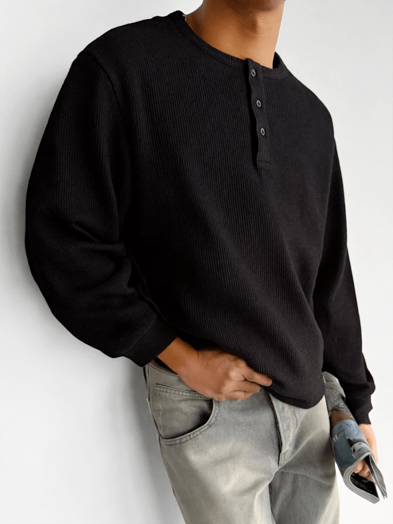 1pc Men's Herringbone V-Neck Knit T-Shirt, Comfortable Breathable Lightweight Non-Pilling, Casual T-Shirt, Low-Key Vintage Style, Suitable For Spring/Summer Daily Wear - Black - View 1