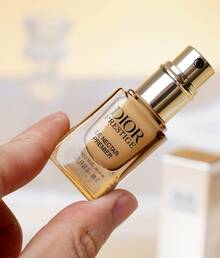 Dior 迪奥花蜜焕采精华液 3ml，蜂蜜精华迷你金管装，滋养、紧致、提拉 - Hyaluronic Acid - 查看 3