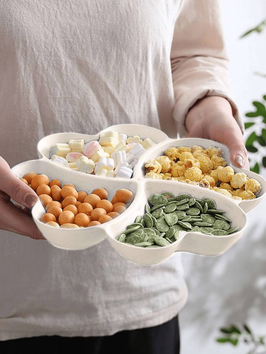 1 khay hình trái tim 4 ngăn không vỡ, thích hợp đựng các loại hạt, kẹo, trái cây khô, salad, đồ ăn nhẹ, có thể dùng làm đĩa khai vị, đồ dùng nhà bếp hoặc quà Giáng sinh. - Nhiều màu - Xem 1
