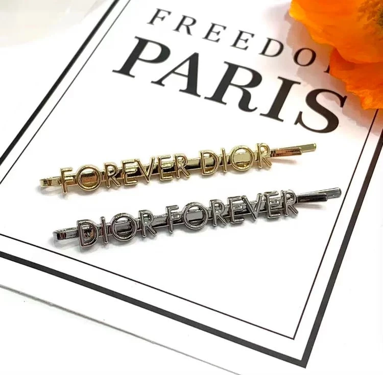 Christian Dior Letter Pattern Hair Clips, Gold And Silver Matching Set, Side Clip/Claw Clip, Multifunctional Minimalist Elegant Claw Clips - Gold and Silver - View 1