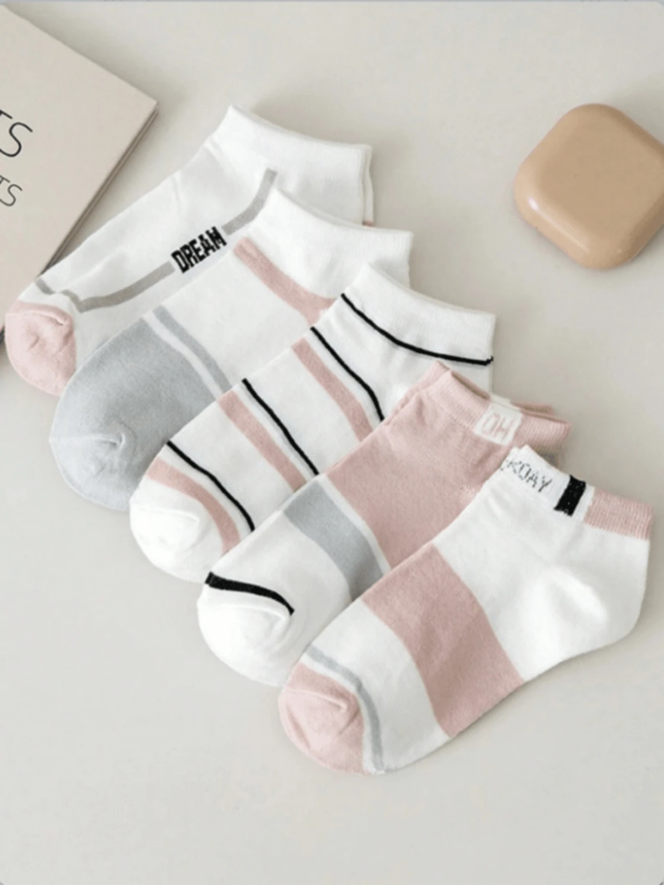 5 Pairs Women's Striped Pattern Breathable Fashion Ankle Socks, Suitable For Daily Wear - Multicolor - View 1