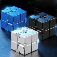 1pc Creative , Infinite Rotation Puzzle, Stress Relief Toy, Birthday Gift, Perfect Gift, Toy - Multicolor - View 1