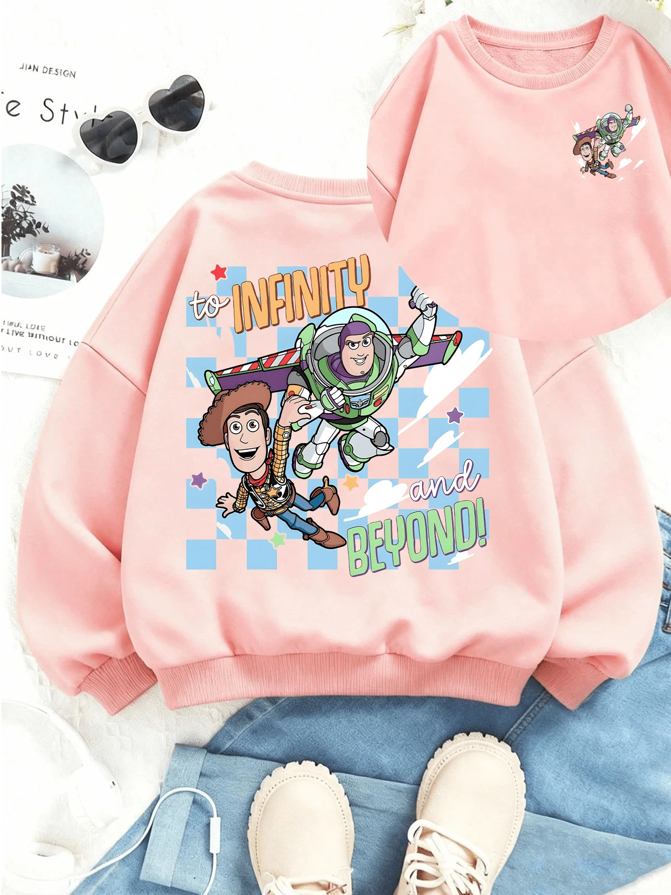 Disney Cute Boy's Clothing, Featuring Double-Sided Printed Designs Of Cartoon Characters From Toy Story, And A Stylish Round Neck Sweatshirt. Comfortable And Loose, Elastic And Breathable, Machine Washable. Versatile Top, Suitable For - 粉色 - 查看 1
