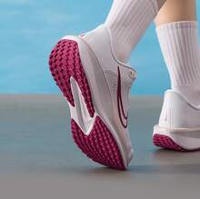 Nike Quest 6 舒適柔軟透氣跑步鞋 女款 白色 - 白色 - 查看 3