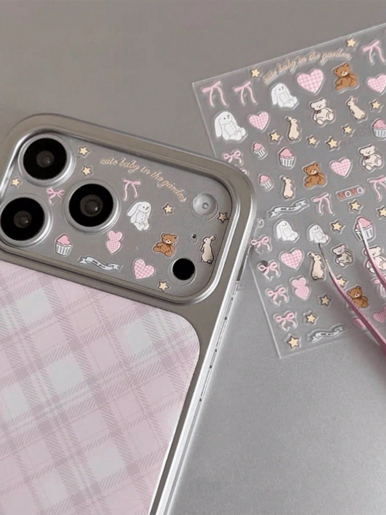 Transparent Decorative DIY Stickers Compatible With Apple 17 Pro/ProMax, Cute Teddy Bear Stickers, Phone Stickers, Phone Cases, Camera Lens Protector Compatible With IPhone 17 Pro Max, 17 Camera Protection, Phone Pendant + Cute Bear Sticker DIY Decorative Sticker Base, Camera Protection Sticker, Computer Decorative Sticker, Phone Camera Sticker, Phone Accessories, Phone Decoration