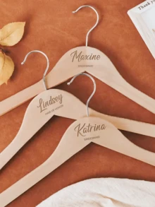 Personalisierter Brautjungfern-Kleideraufhänger, Hochzeitskleid-Aufhänger, Brautkleid-Aufhänger mit eingraviertem Text - Verschiedenfarbig - Übersicht 4