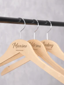 Personalisierter Brautjungfern-Kleideraufhänger, Hochzeitskleid-Aufhänger, Brautkleid-Aufhänger mit eingraviertem Text - Verschiedenfarbig - Übersicht 3
