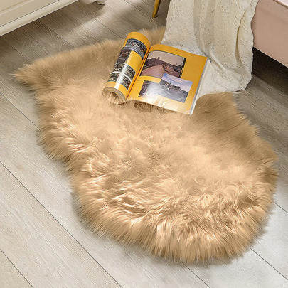 1pc Khaki Wavy Decorative Carpet, Plush Bedroom Decor For Valentine's Day, Small Rug, Carpet, Love Home Decor, Living Room Carpet, Small Living Room Rug, Bedroom Carpet, Living Room Home Decor, Outdoor Rug, Washable Carpet