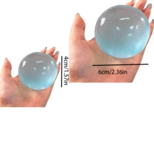 1个可塑形慢回弹蓝色椰子油手工挤压球，6厘米圆形麦芽挤压玩具，是节日礼物、趣味礼物、生日礼物、派对礼品填充物的理想之选。 - 彩色 - 查看 3