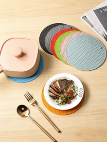 1Pc Silicone Heat Insulation Pad, Non-Slip Silicone Heat Insulation Pad, Kitchen Anti-Scald Heat Insulation Pad, Hot Dish Insulation Pad, Table Mat, Table Mat, Cup Mat, Non-Slip And Easy To Clean, Hanging Design Available, Suitable For Hot Pot Cookware, Bowls, Kitchen Countertops, High Temperature Resistant - View 1