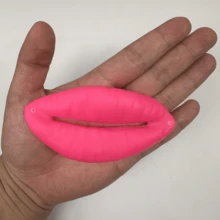Mainan Prank Bibir Tebal Merah Muda Lucu, Perlengkapan Foto Pesta, Aksesori Kostum Bibir Tebal yang Menggelikan, Mainan Prank Bibir Tebal Merah Muda Realistis yang Kreatif, Perlengkapan Kostum Bibir Tebal yang Berlebihan, Perlengkapan Pose Foto Lucu untuk Pesta dan Acara - MultiWarna - View 5