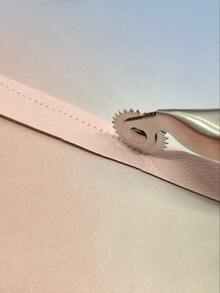 [1/3/5pcs]Positioning Marking Wheel, Serrated Edge Stitching Tracing Wheel, Premium Sewing Auxiliary Tool, Suitable For Garment Making, Patchwork, Leather Craft, Compatible With Tailors And Handicraft Enthusiasts - Wooden Handle Marking Wheel - View 5