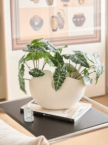 这款质感丰富的树脂花瓶/花盆采用独特的非对称设计，非常适合在咖啡桌、书桌或窗台上摆放小型植物或树枝。它是为现代生活空间和办公室增添简约自然风格的完美之选。 - 1PC - 查看 6