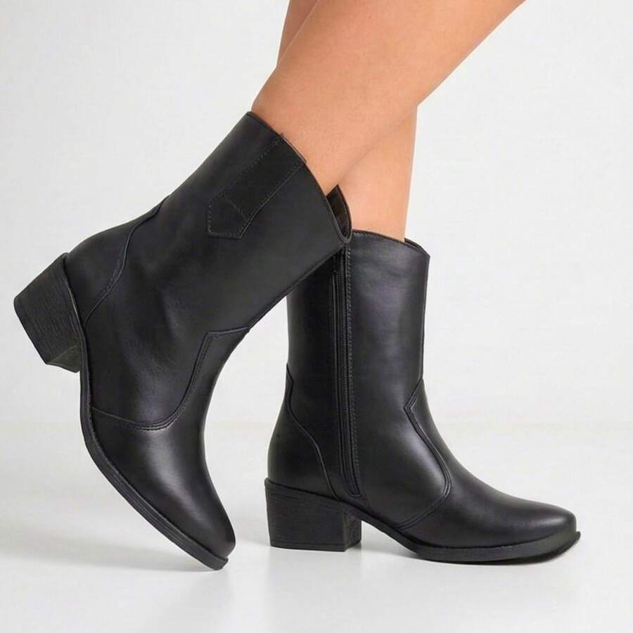 Women Fashion Boots - Black - View 1