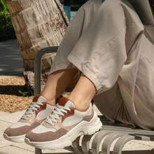 Women's Modern Platform Sneakers, Comfortable For Everyday Casual Wear, Stylish, Vacation, Lace-Up, Party, Office, Outdoor - 焦糖/天然 - 查看 3