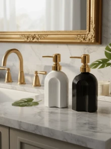 1 bình đựng xà phòng rửa tay cao cấp phong cách Bắc Âu - Một bình đựng sữa rửa tay được thiết kế sáng tạo, chế tác từ thủy tinh cao cấp. Bình đựng có thể tái sử dụng này có các đường cong trang nhã, vừa là bình đựng xà phòng tiện dụng cho phòng tắm, vừa là vật trang trí đầy phong cách cho nội thất nhà bạn. - Nhiều màu - Xem 7