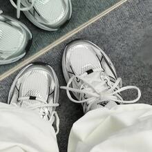 Adidas SPIRITAIN 2.0 舒适百搭 PU 面料合成皮革轻便透气低帮城市通勤休闲跑鞋，男女通用，白银色 - 白銀色 - 查看 9