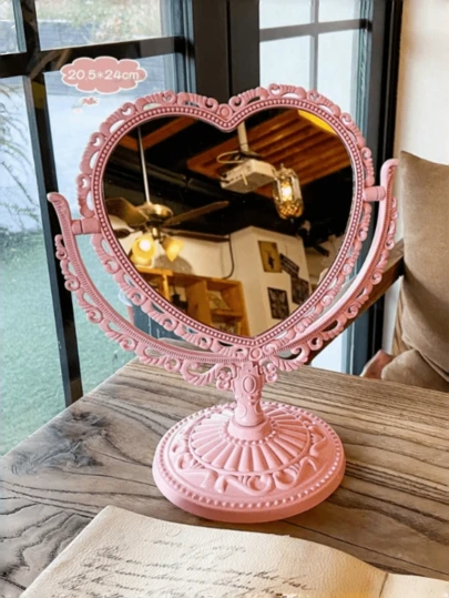مرآة مكياج ذات وجهين من الطراز القديم، مرآة تجميل كلاسيكية قابلة للطي مع حامل ومرآة يدوية، تكبير 1X/2X، تنظيف دقيق، مناسبة لتزيين غرفة النوم والسفر والمكتب، محاطة بإطار فاخر باللون البرونزي، زجاج عالي الدقة مضاد للضباب، تصميم دوران 360 درجة، مثالية للمكياج والعناية بالبشرة وتجربة المجوهرات، منضدة الحمام، مناسبة للنساء وعشاق الطراز القديم وديكور المنزل والوصيفات، هدية مثالية لعيد الحب وعيد الأم والميلاد والذكرى السنوية