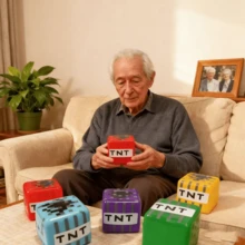 TNT Cube Stress Relief Malt Sugar Squeeze Cube DIY Stress Relief Toy - Multicolor - View 3