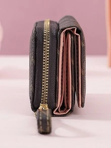 复古字母钱包，女士短款拉链三折刺绣时尚新款多卡手提包，女士小零钱包，迷你钱包，小钱包，可爱钱包，腕包，旅行必备夏季格子图案 - 咖啡 - 查看 4
