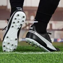 PUMA彪馬 KING MATCH KING 圓頭繫帶 MG（膠質短釘） 足球鞋 男款 - 黑色 - 查看 3