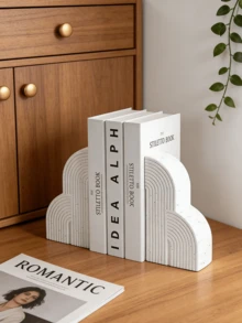 Giá đỡ sách hình đám mây màu trắng bằng nhựa (họa tiết lượn sóng) - Thiết kế hiện đại, thời trang, phù hợp để đặt trên bàn làm việc, trang trí kệ sách và bàn cà phê phòng khách. Có thể giữ sách chắc chắn, tạo thêm không gian tươi mới và tối giản, là lựa chọn phổ biến cho phụ kiện trang trí nhà cửa thời trang và tiện dụng. - A - Xem 6