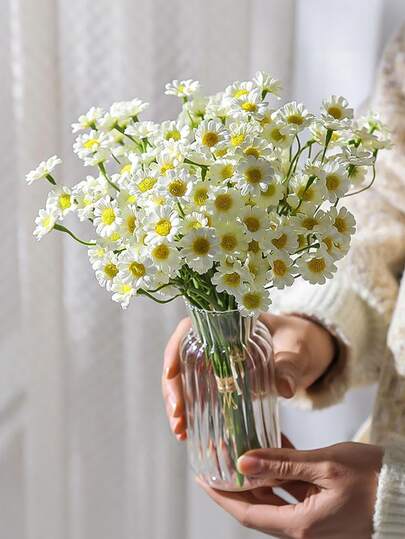 12 bó hoa cúc giả, 120 bông hoa giả chất lượng cao, thân bằng lụa cao cấp, thích hợp để trang trí nhà cửa, làm vật trang trí bàn tiệc cưới, trang trí tiệc tùng, cắm hoa trang trí bàn tiệc mùa xuân lễ Phục sinh, trang trí nội thất tối giản, trưng bày hoa kiểu nhà nông thôn, bó hoa giả mùa xuân, đạo cụ chụp ảnh, đồ thủ công hoa DIY, trang trí hoa cúc sống động như thật trong nhà và ngoài trời.