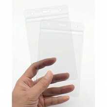 2个装可伸缩证件卡套 - 防水PVC卡套，带挂绳，适合教师/办公室工作人员返校使用 - 直式款 - 查看 4