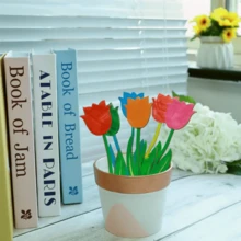12 pièces de roses en bois de forme mixte, peinture et artisanat DIY, décoration murale en bois, idéal pour la peinture, l'artisanat, la décoration de printemps et de fête, cadeau pour la fête des mères, convient pour le mariage, l'anniversaire, la fête des mères, l'anniversaire, la maison, la fête, l'anniversaire et la décoration murale polyvalente pour les vacances - A - Voir 5