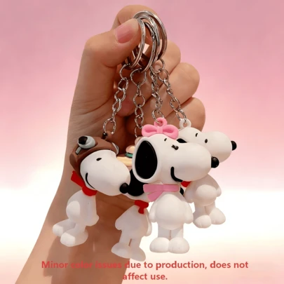 SNOOPY 1 pieza Lindo colgante, adecuado para colgar en bolsos o llaveros, agrega un acento adorable para uso diario, escuela, trabajo y otras ocasiones, regalo ideal de cumpleaños u ocasión festiva para estudiantes, novias o fanáticos de programas de televisión, práctico y coleccionable