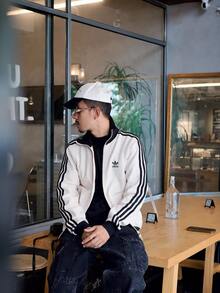 adidas originals 三葉草系列服 WAFFLE BBTT條紋經典復古立領運動休閒拉鍊長袖夾克 男女同款 奇妙白 - 白色 - 查看 10