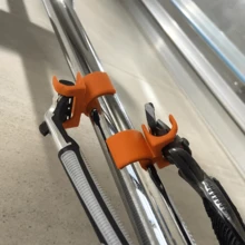 Suporte para Barra de Chuveiro Antiderrapante para Lâmina, Projetado em PLA para Instalação Sem Furos, Removível e Fácil de Instalar e Desmontar, Adequado para Barras com Diâmetro de 23-25 mm, Portátil para Viagens e Fácil de Armazenar - A - Visão 2