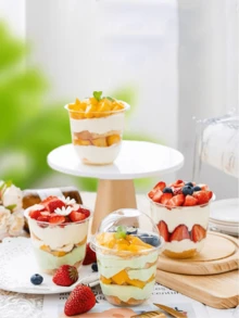 10 piezas Tazas de postre de crema de fruta con tapas con cúpula, tazas de fiesta transparentes adecuadas para postres de cumpleaños de verano, bodas, Navidad y San Valentín, excelentes para yogur, fruta, pastel y helado - Multicolor - Ver 6