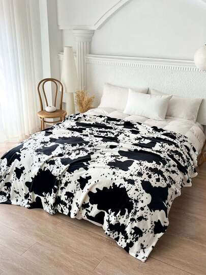 1pc Milk Velvet Cow Pattern Blanket, Soft & Comfortable For Bed Or Sofa, Warm And Cozy, Great Gift For Holidays Or Mother's Day